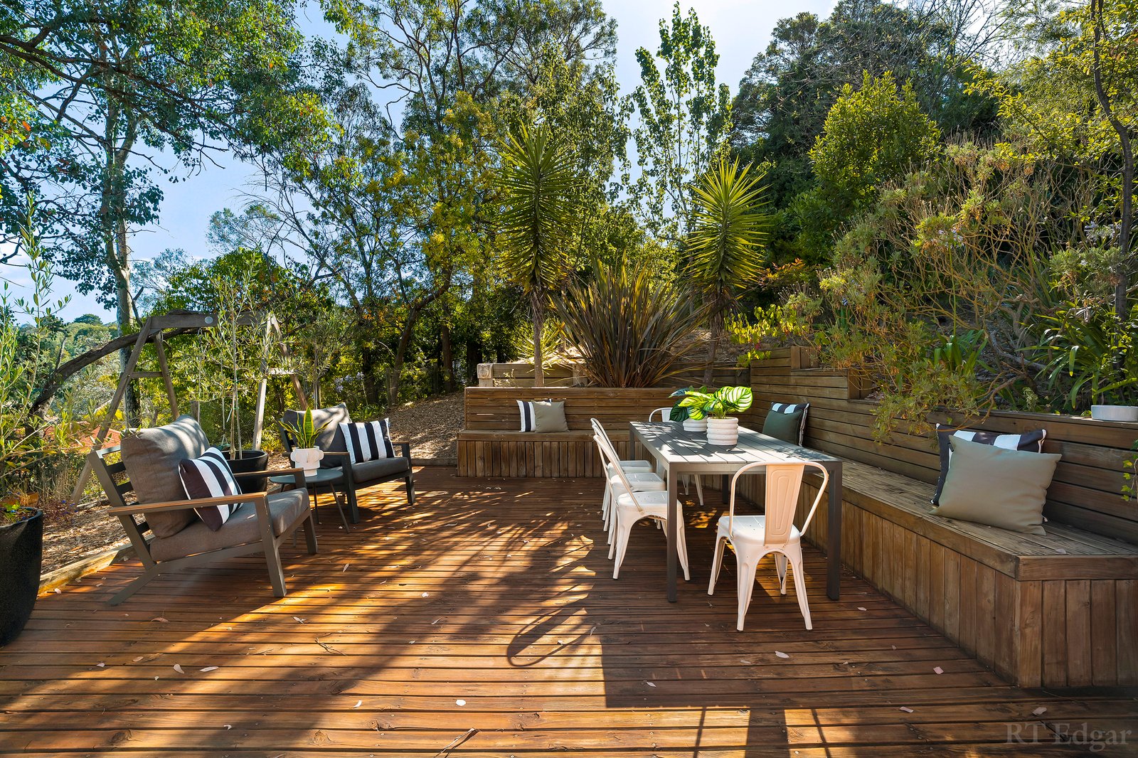 Real Estate and Property in 7 Carol Court, Warrandyte, VIC