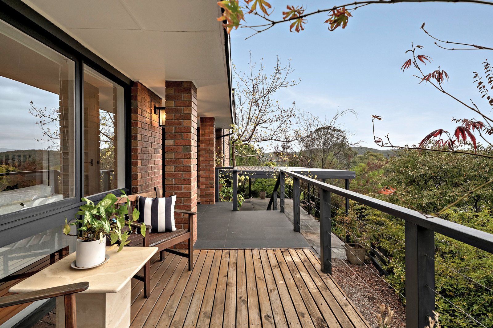 Real Estate and Property in 7 Carol Court, Warrandyte, VIC