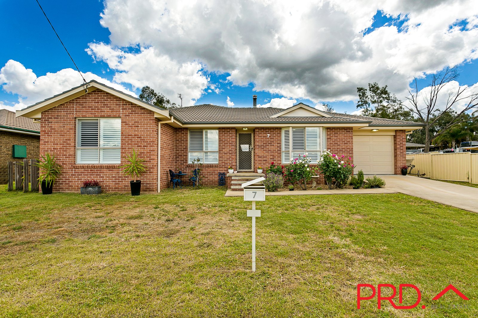 7 Carole Drive KOOTINGAL 1