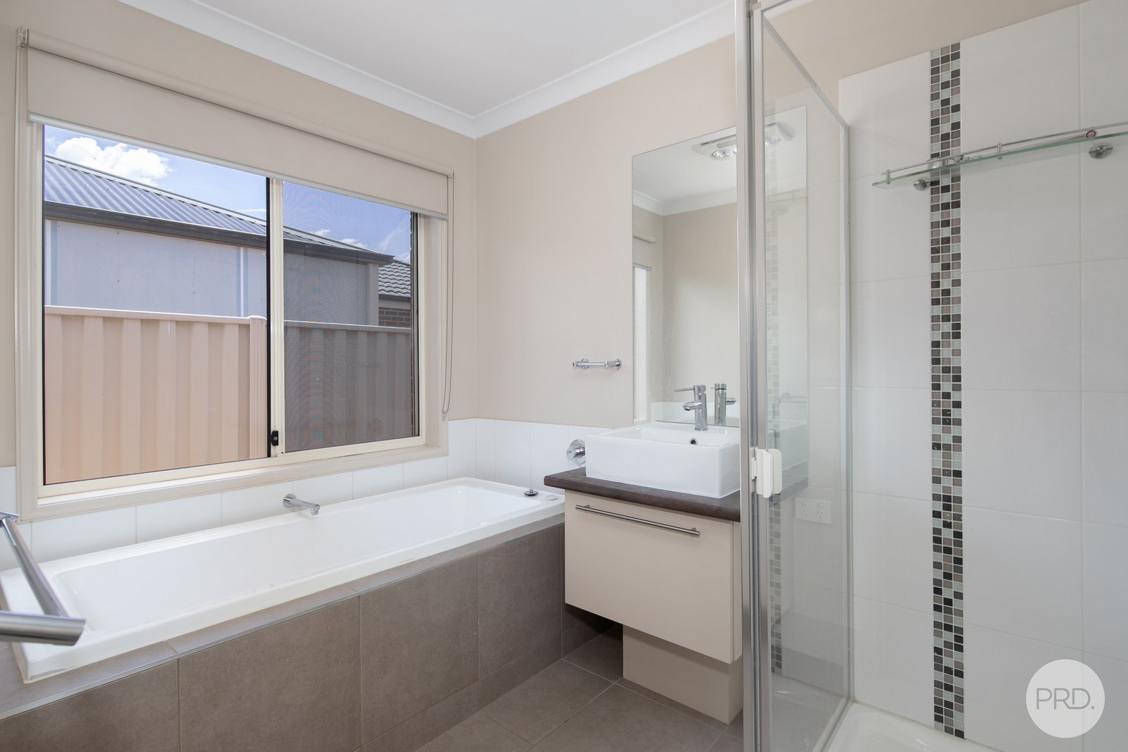 7 Carriers Arms Drive MINERS REST 11