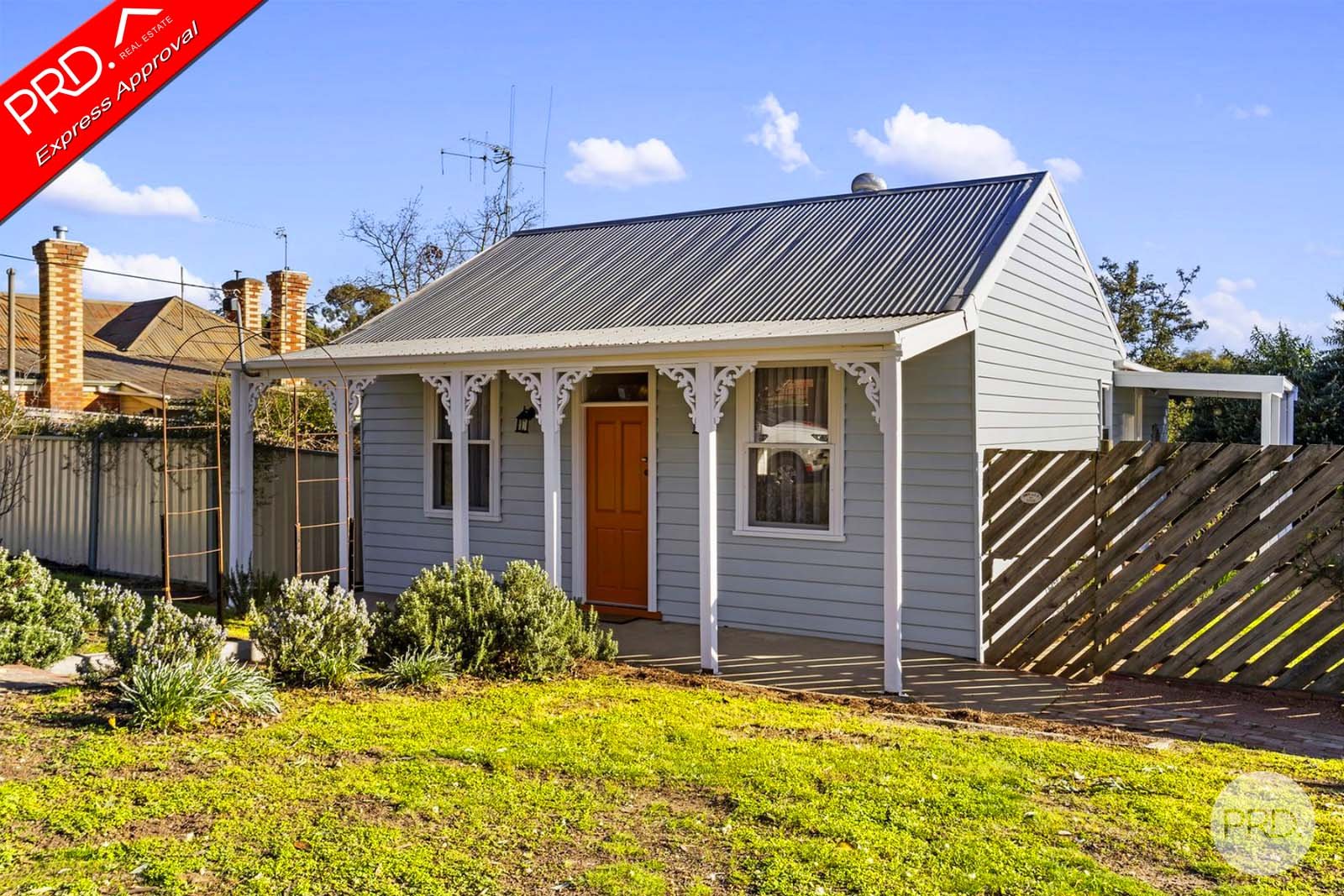 7 Casley Street IRONBARK 2