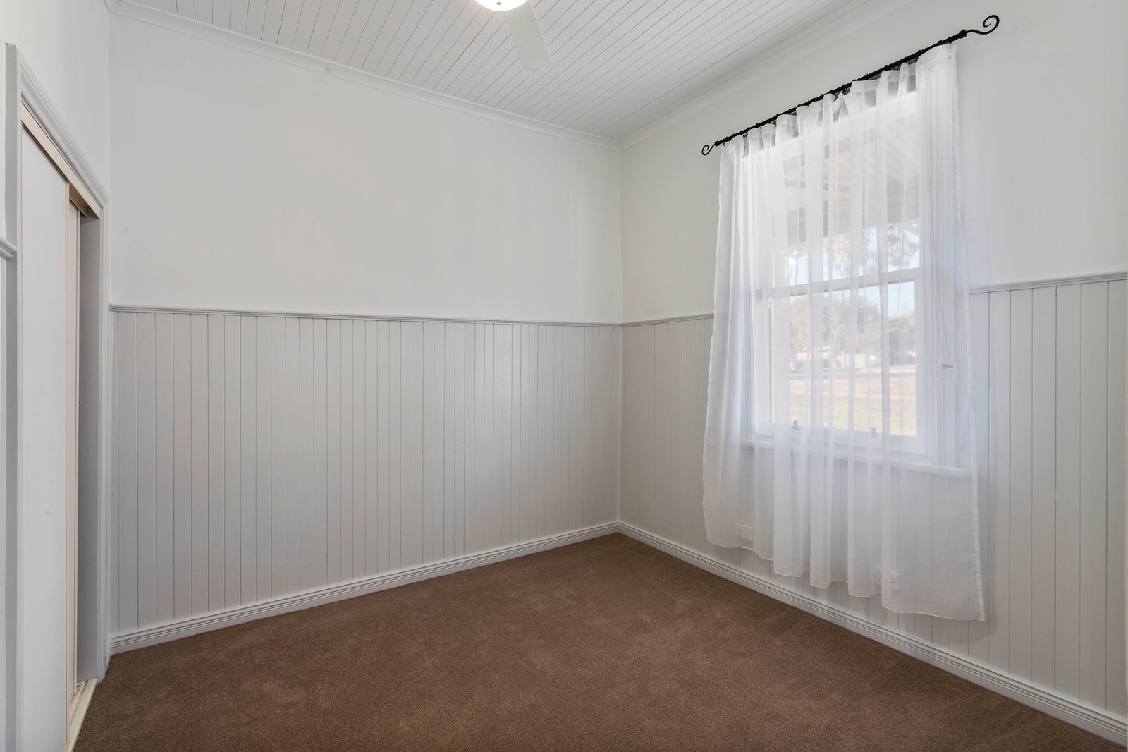 7 Casley Street IRONBARK 6