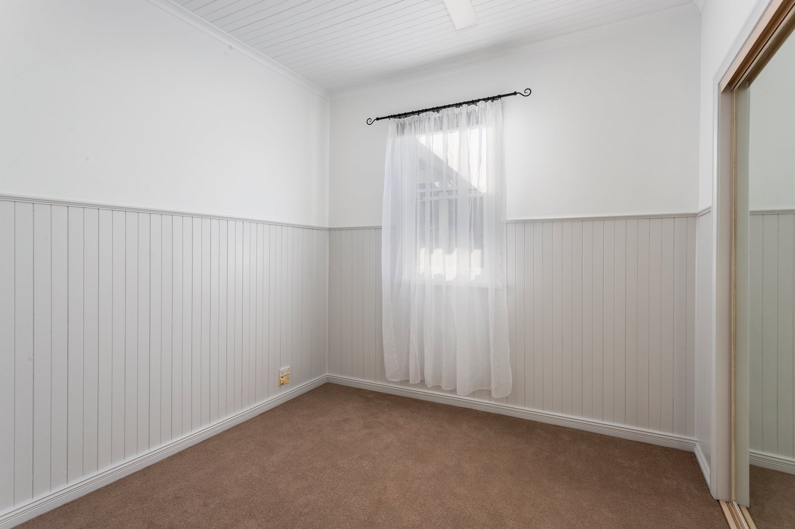 7 Casley Street IRONBARK 8