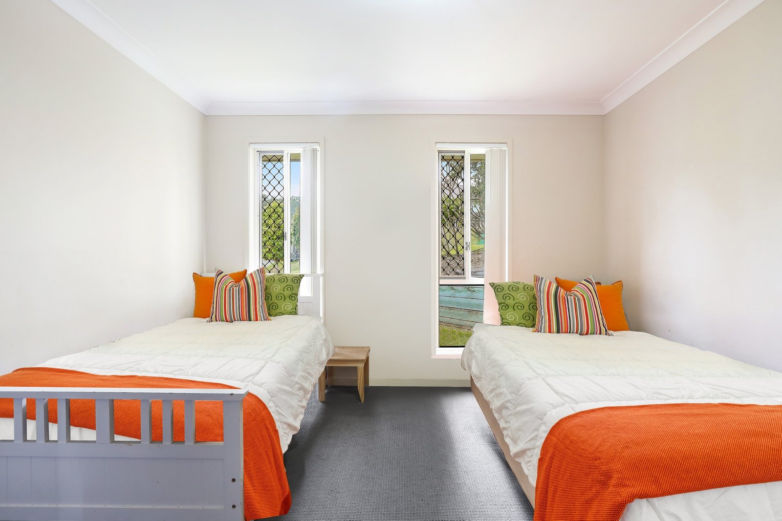 7 Catalunya Court OXENFORD 11