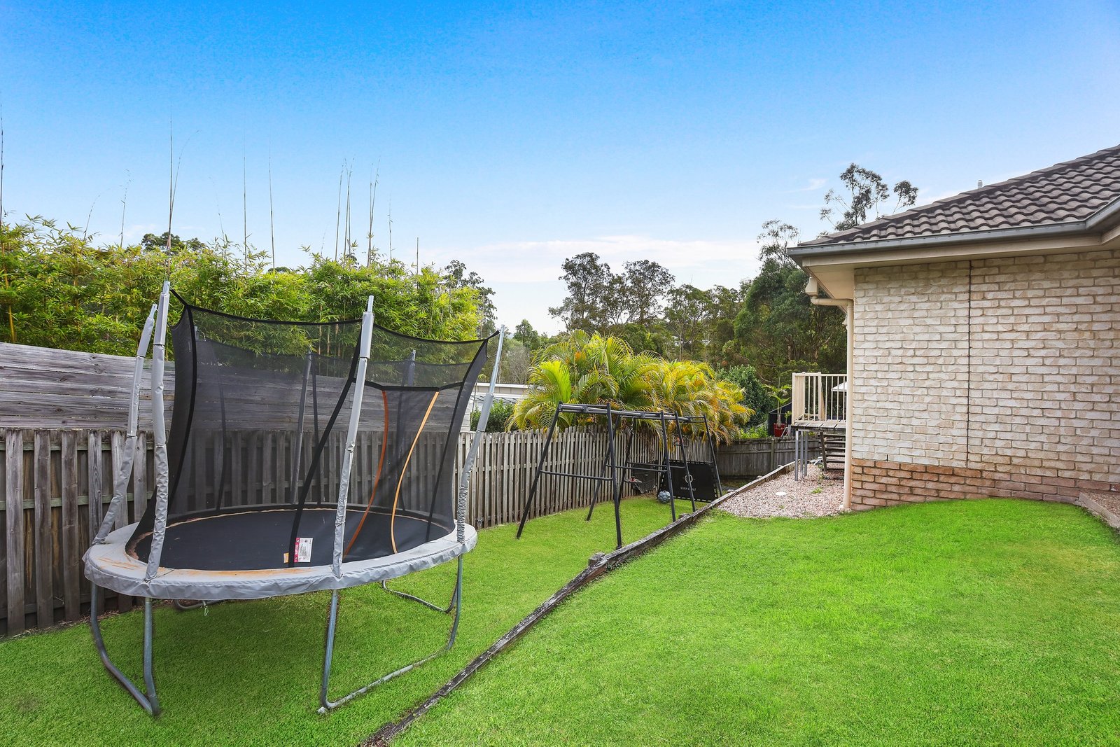 7 Catalunya Court OXENFORD 14