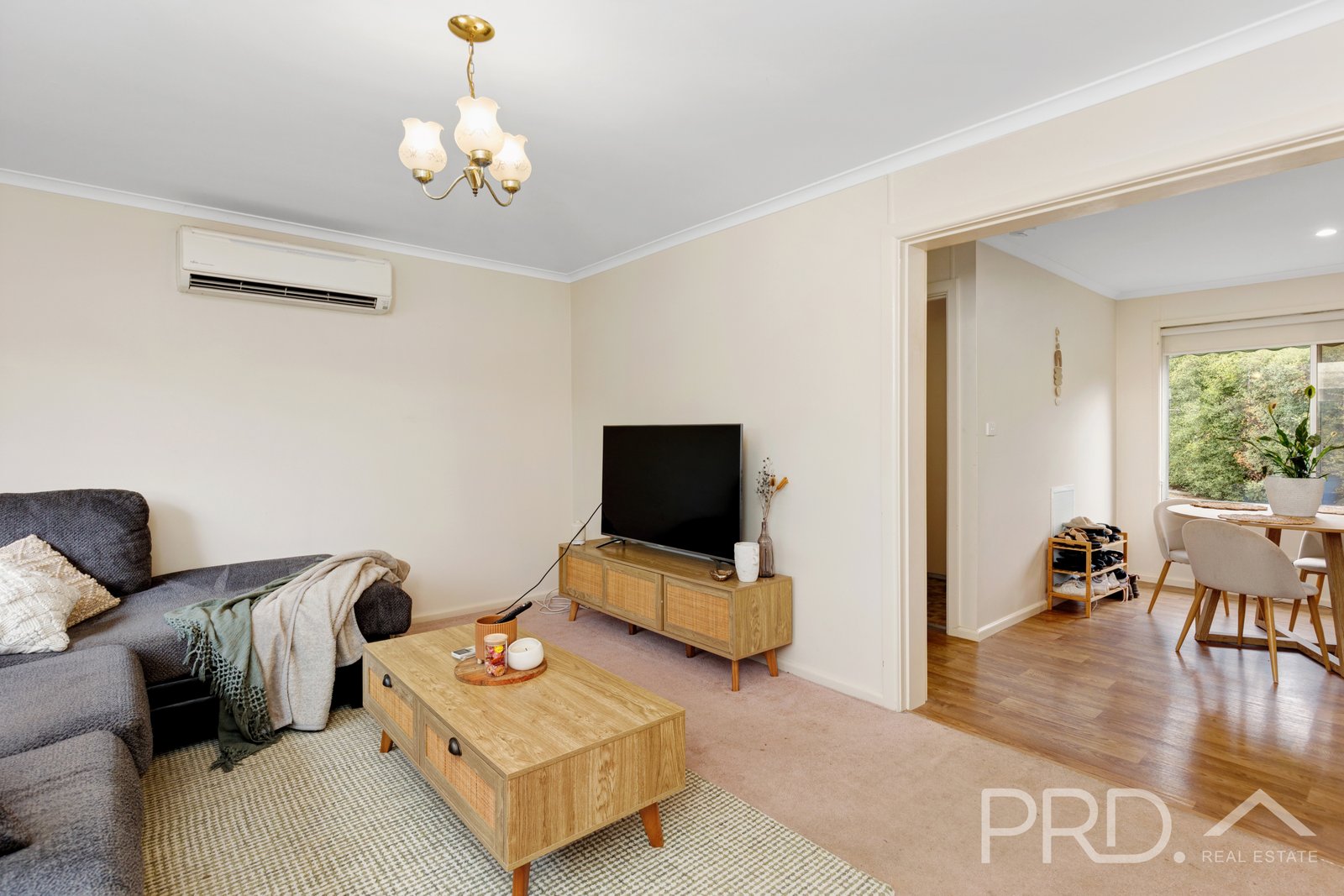 7 Cedar Crescent TUMUT 4