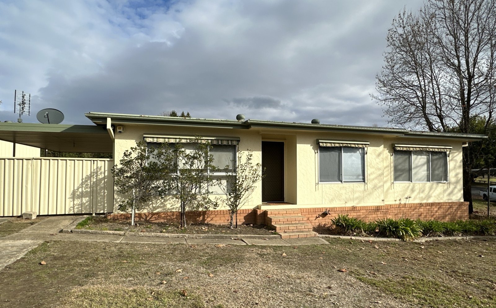 7 Cedar Crescent TUMUT 13