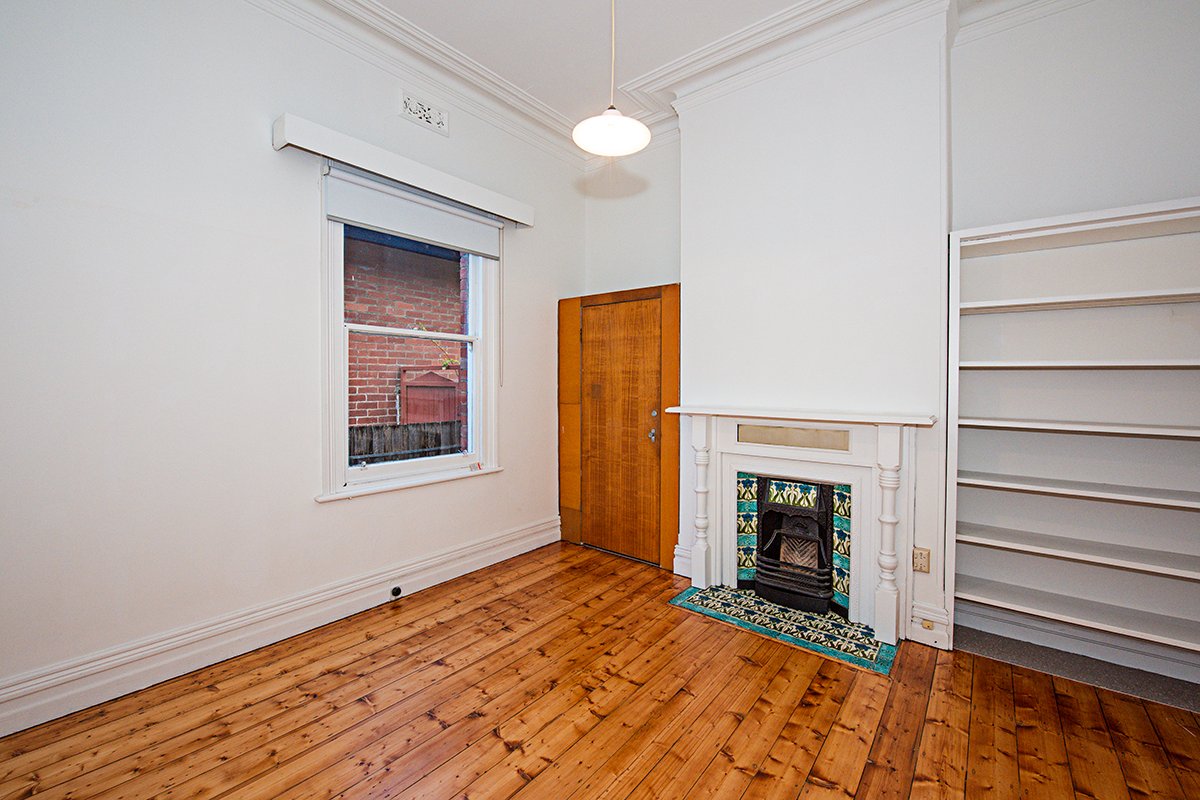 Gallery: 7 Charlotte Place