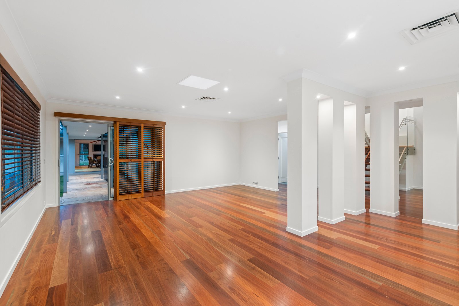 7 Cheshire Grove ELANORA 13