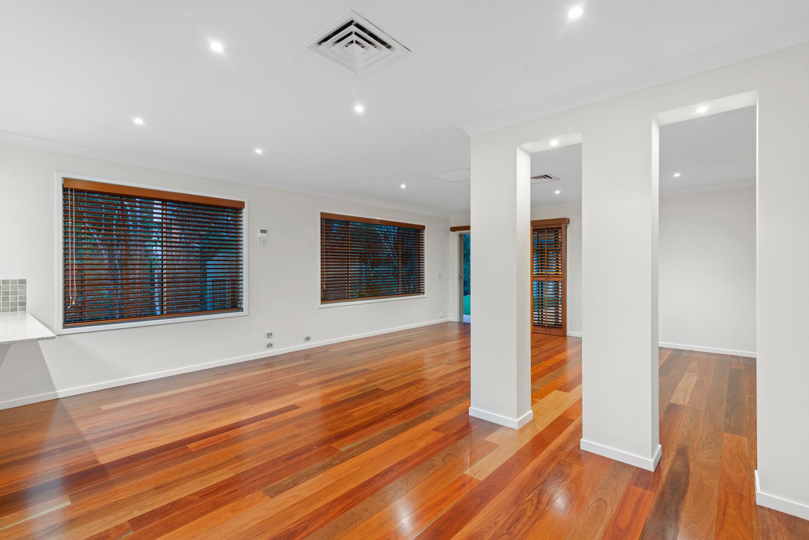 7 Cheshire Grove ELANORA 15