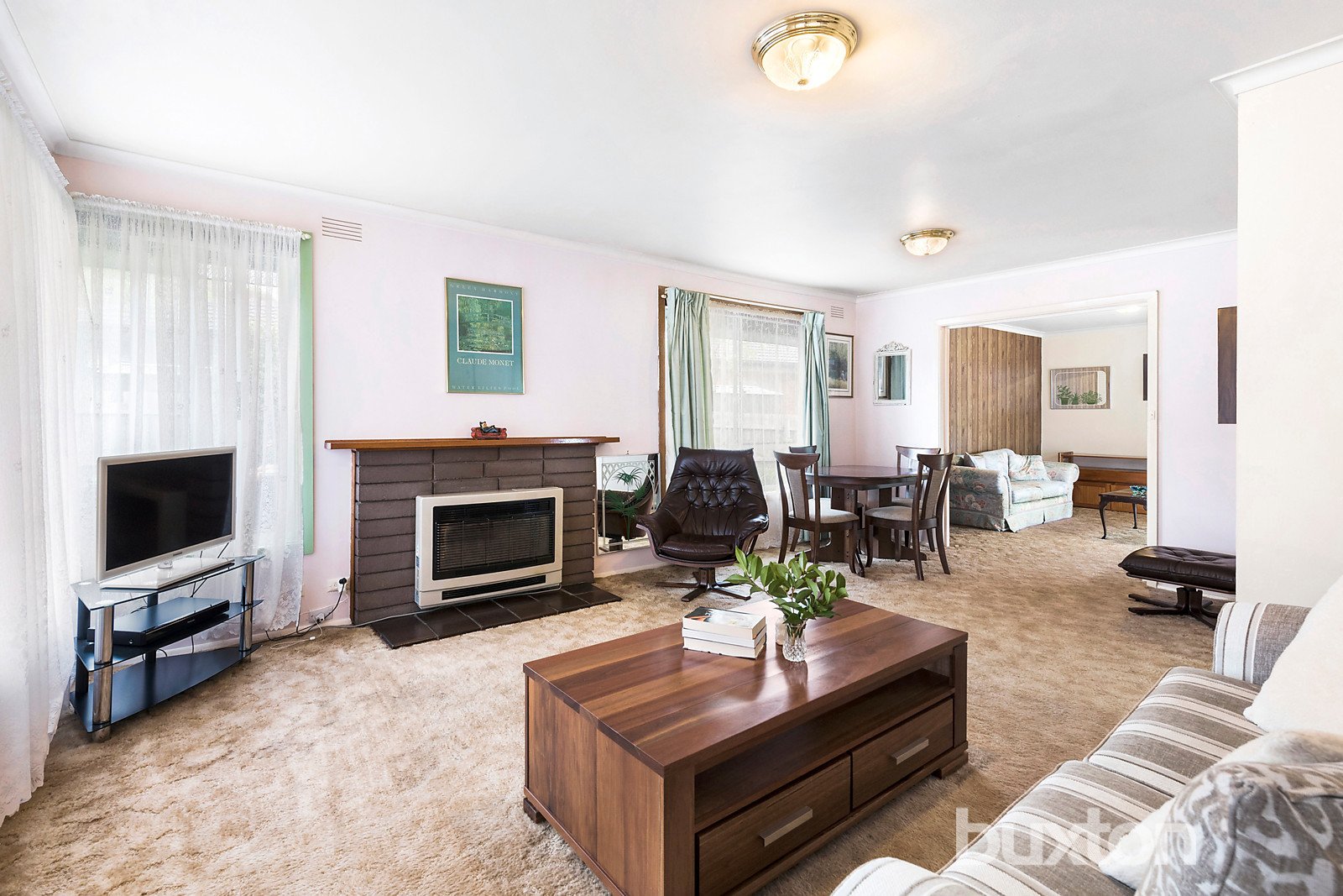 Gallery: 7 Chevron Court