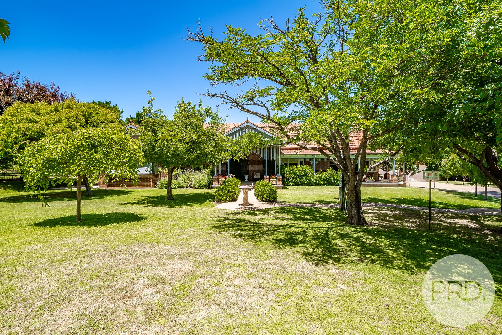 7 Clare Avenue LAKE ALBERT 2