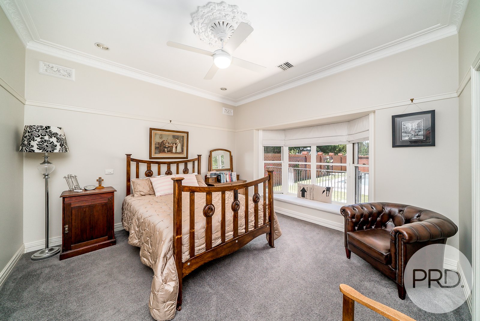 7 Clare Avenue LAKE ALBERT 14