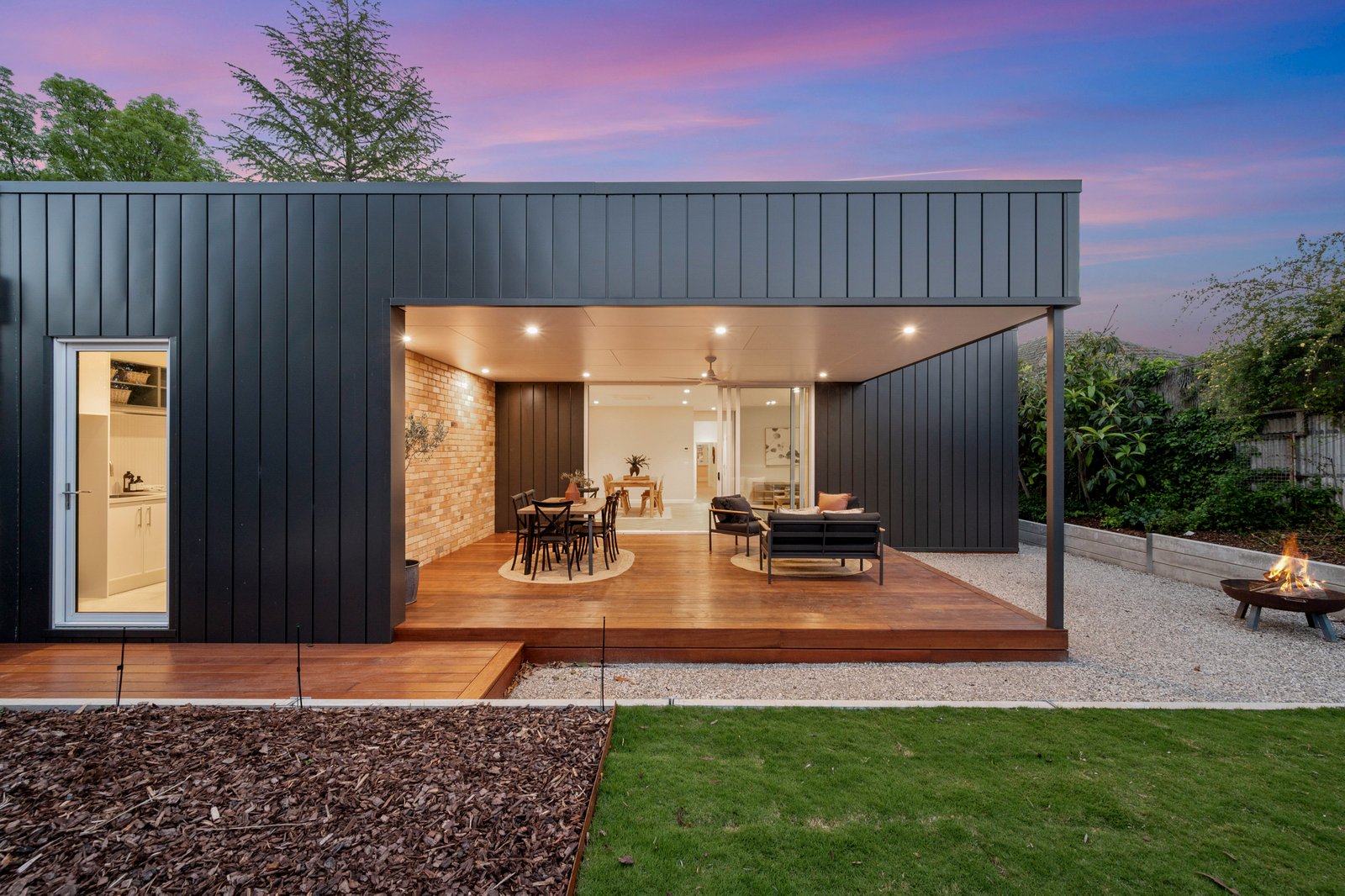 7 Clarke Street KENNINGTON 21