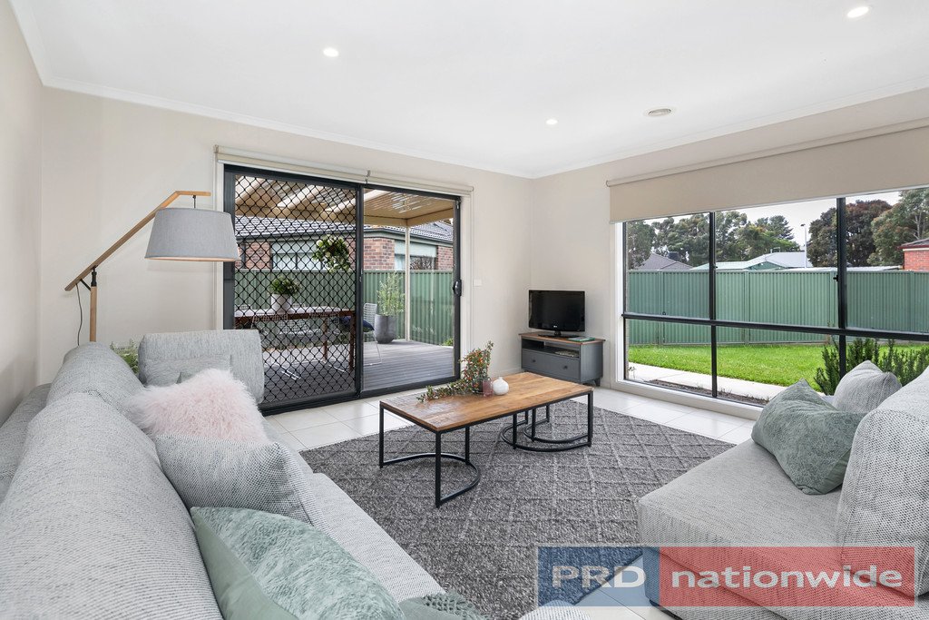 7 Clayton Park Drive CANADIAN 7