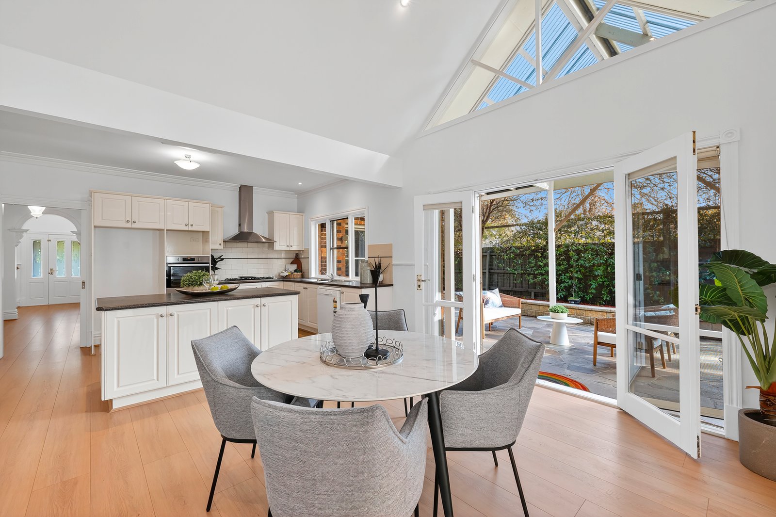 Gallery: 7 Clifford Close