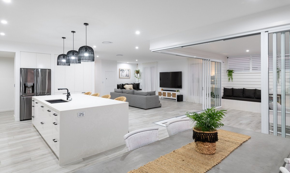 7 Clinton Avenue Burleigh Waters 4