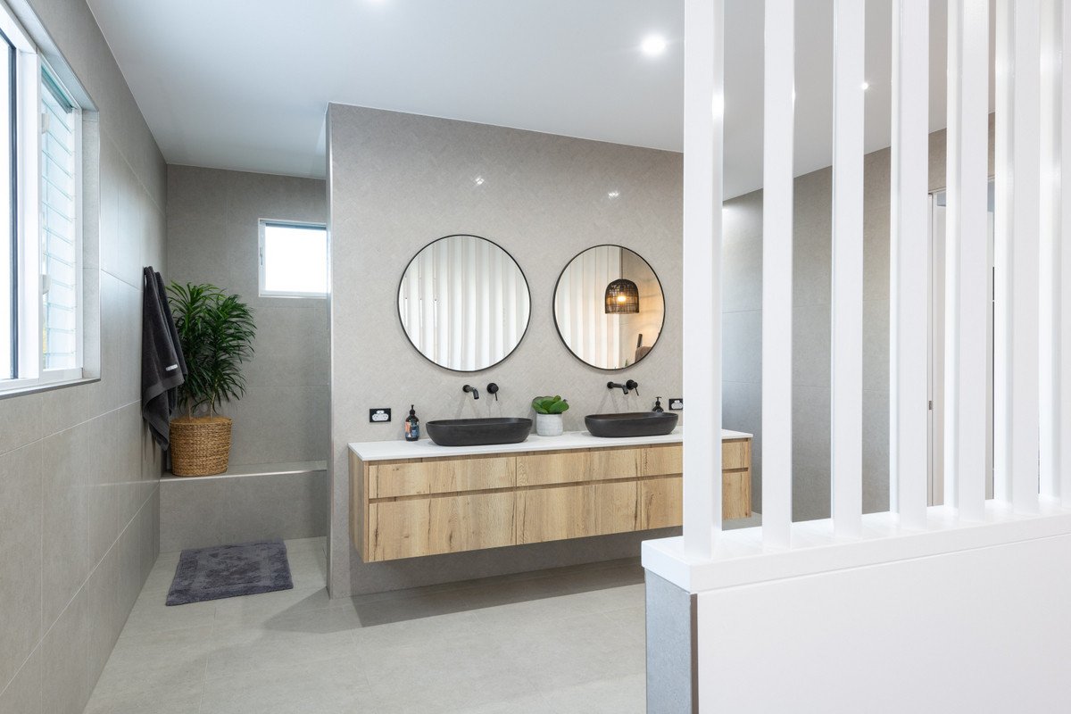 7 Clinton Avenue Burleigh Waters 9