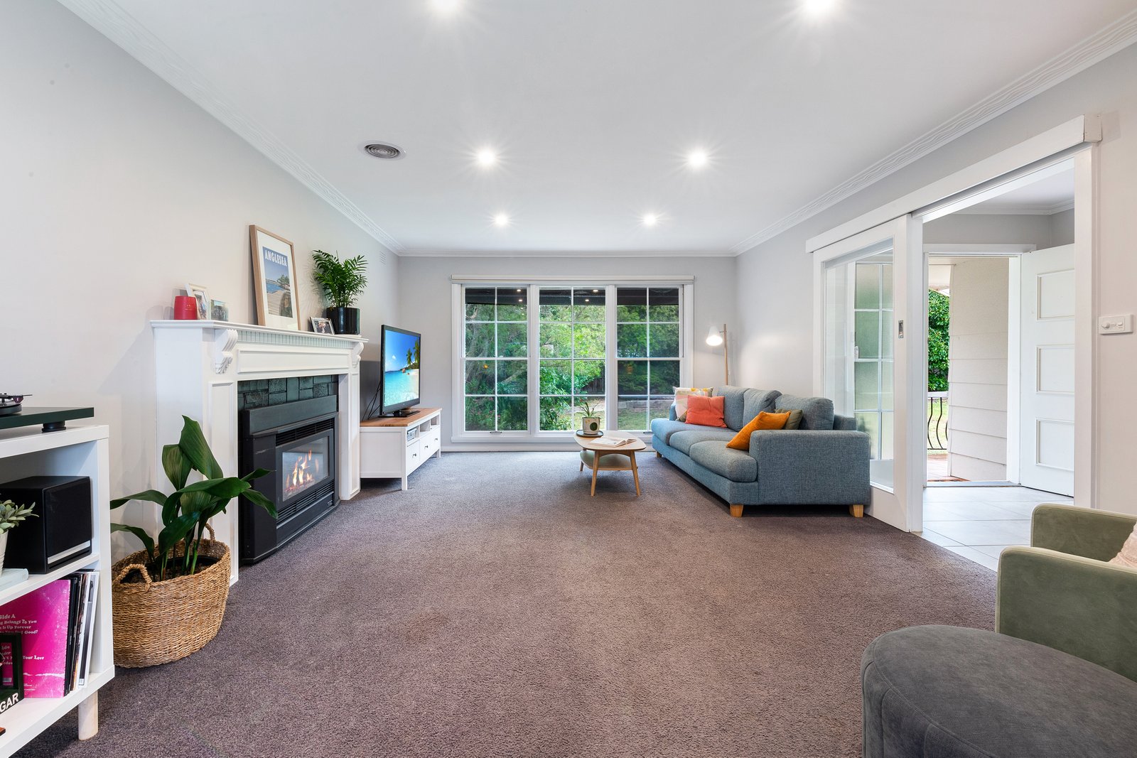 Gallery: 7 Clivedon Court