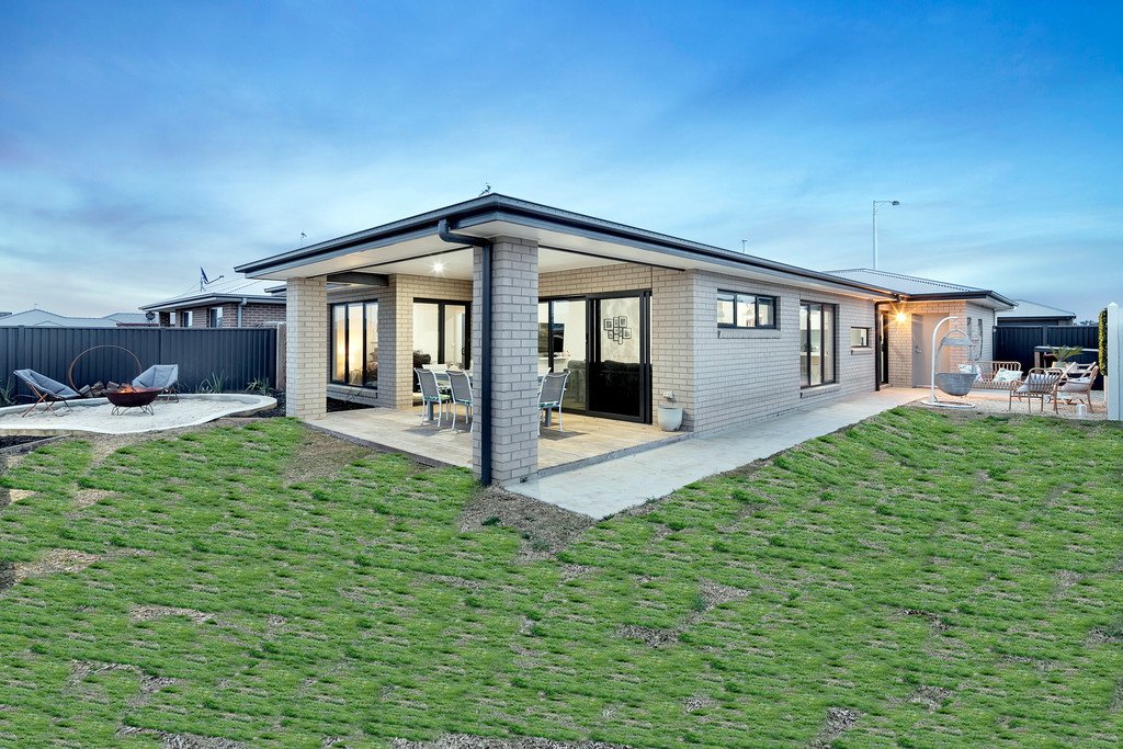 7 Clydesdale Drive BONSHAW 12