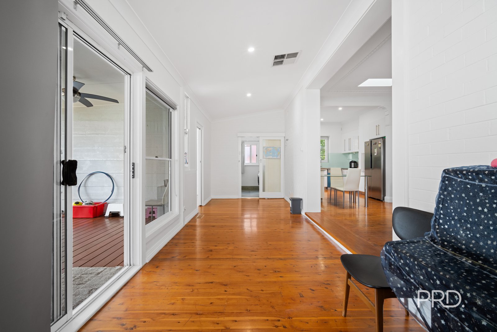7 Coleman Street TURVEY PARK 11