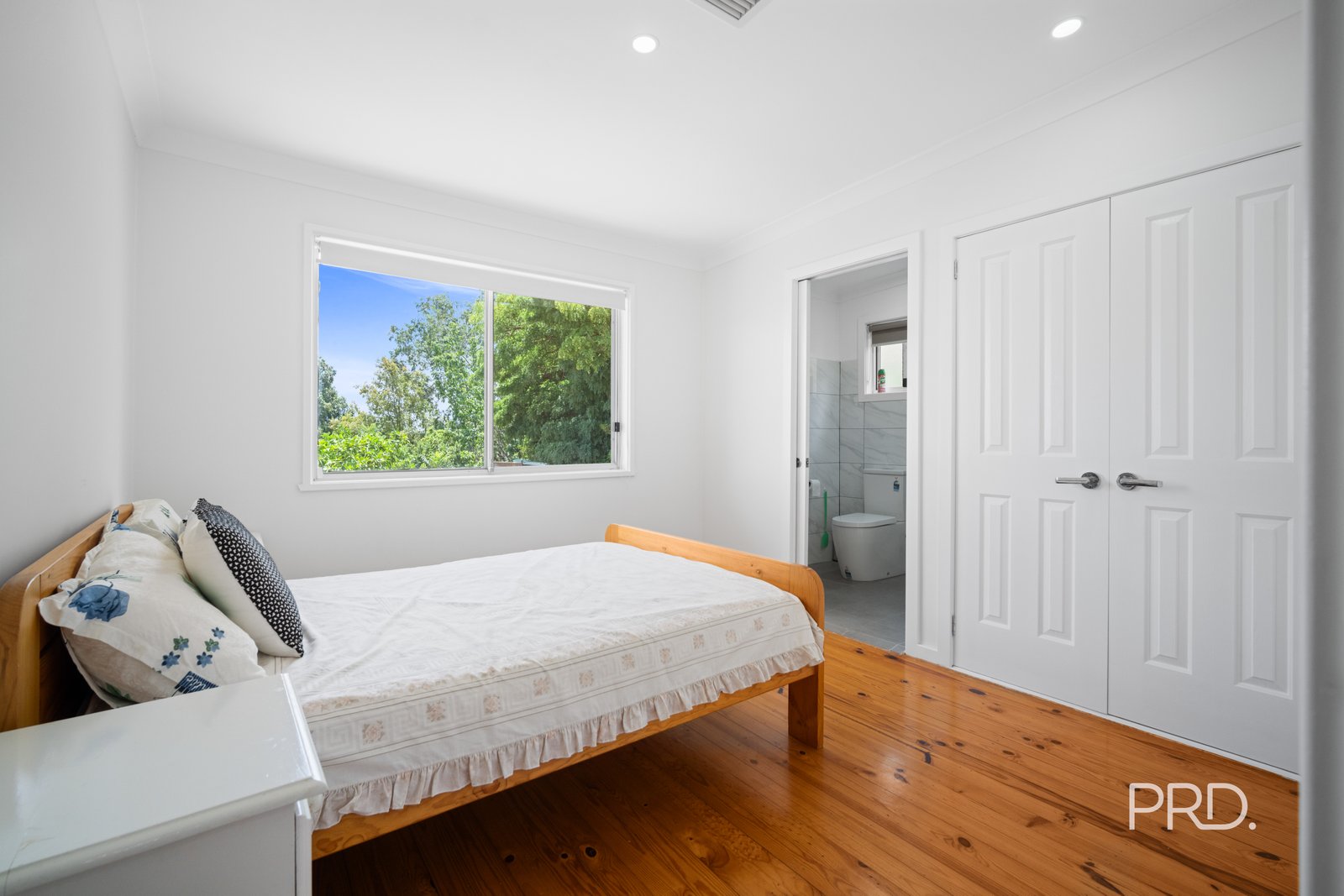 7 Coleman Street TURVEY PARK 12