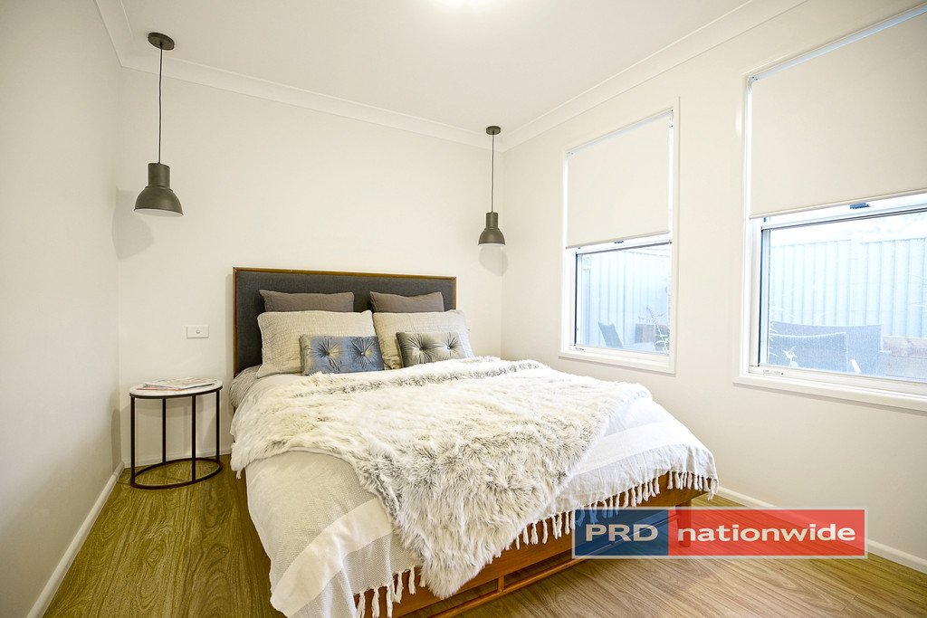 7 Conway Avenue CAMBRIDGE PARK 24