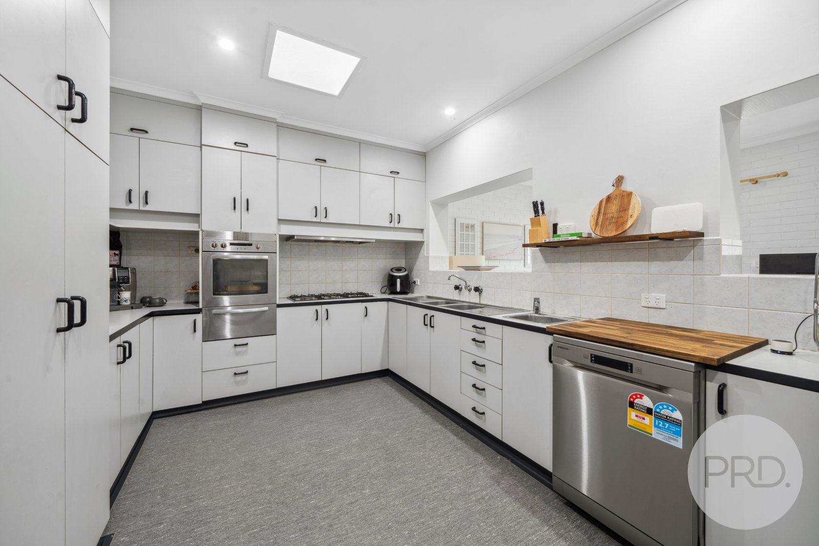 7 Cooinbil Crescent KOORINGAL 18