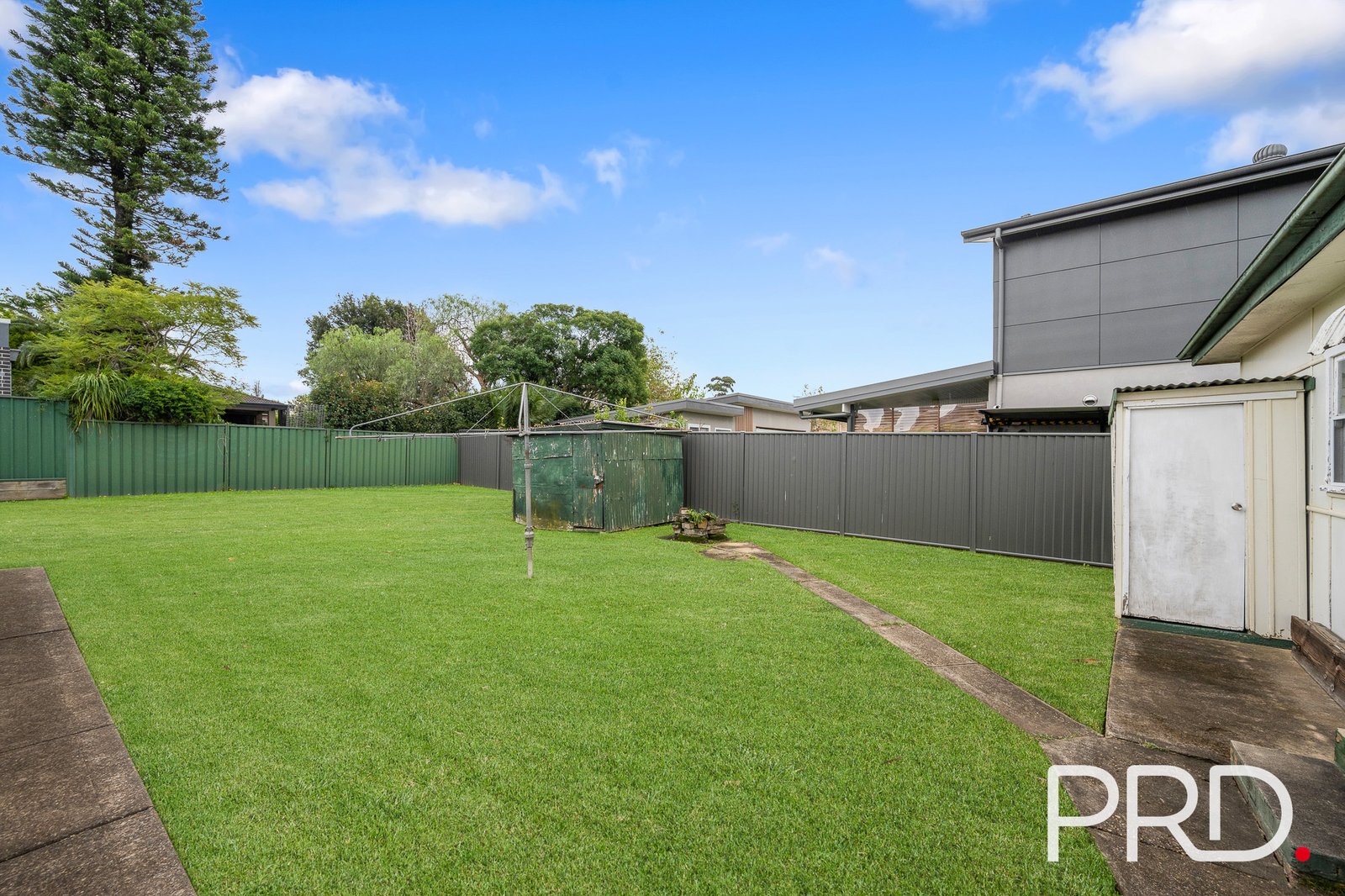 7 Coolaroo Crescent LURNEA 8