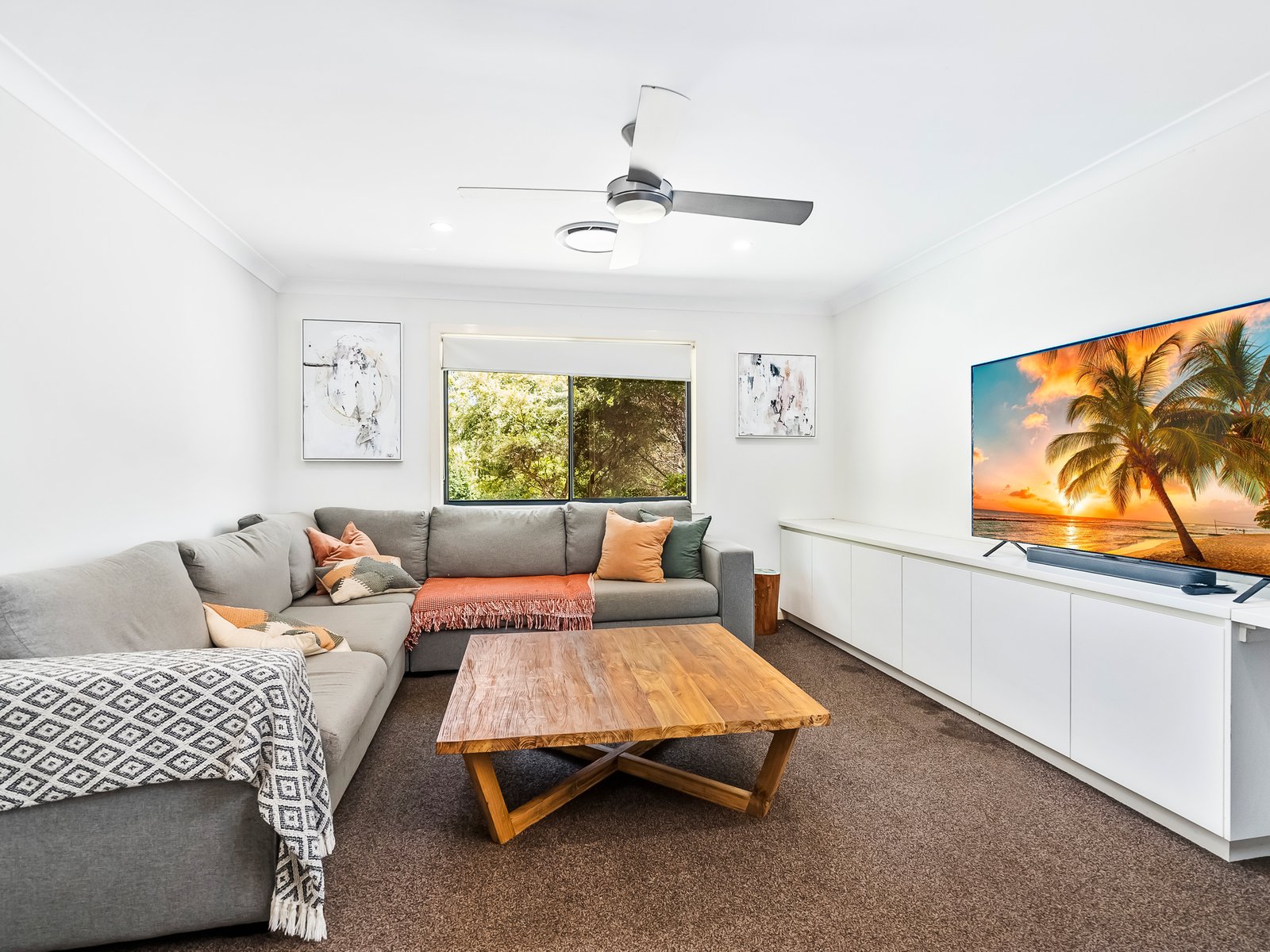 7 Coorabin Court TALLEBUDGERA 9