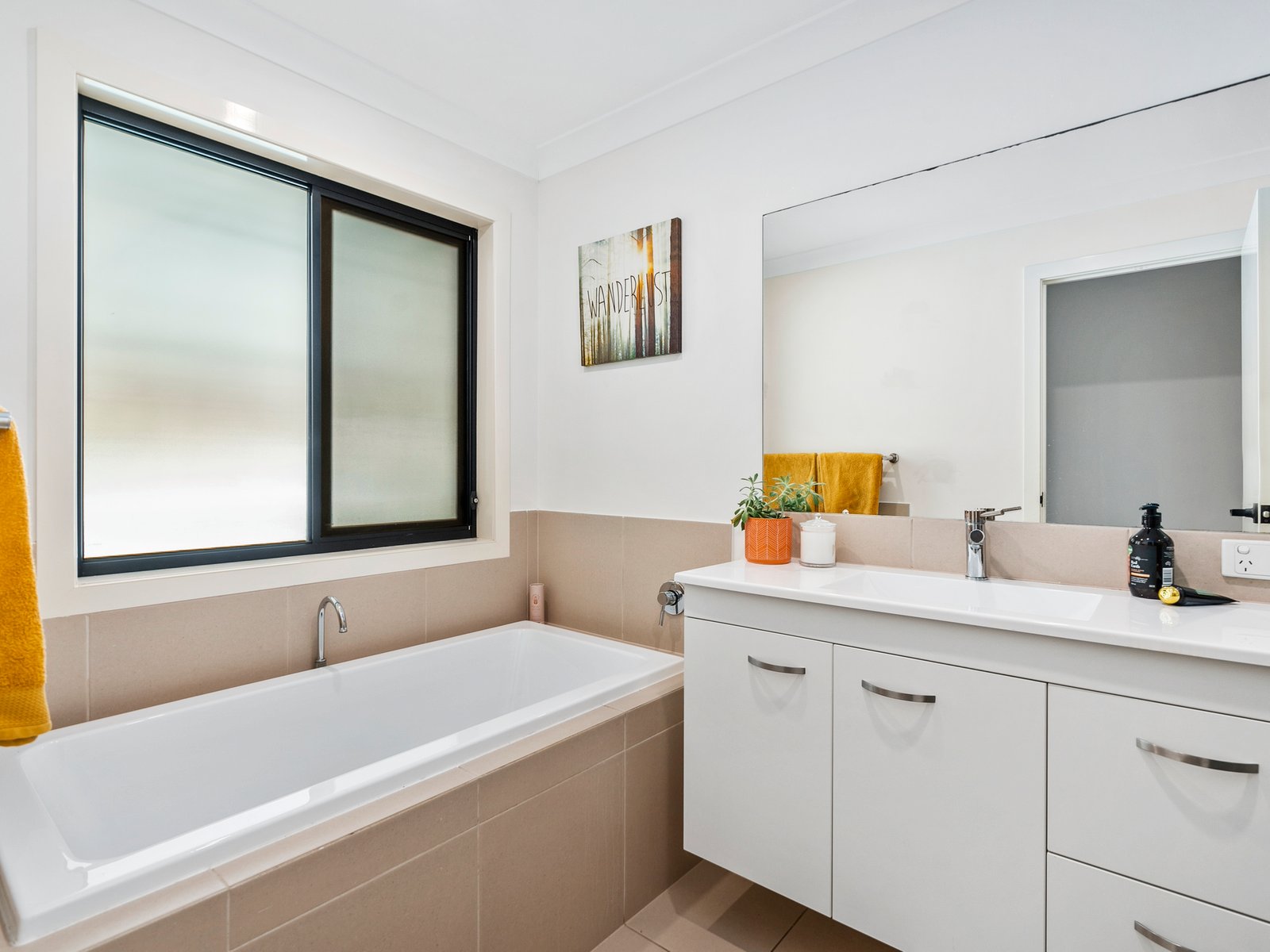 7 Coorabin Court TALLEBUDGERA 11