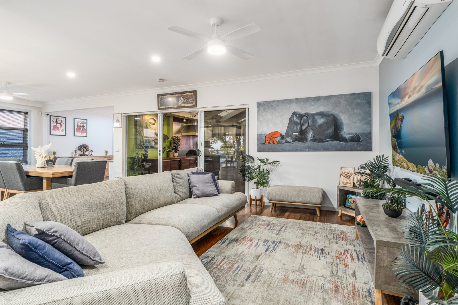 Gallery: 7 Coorumby Avenue