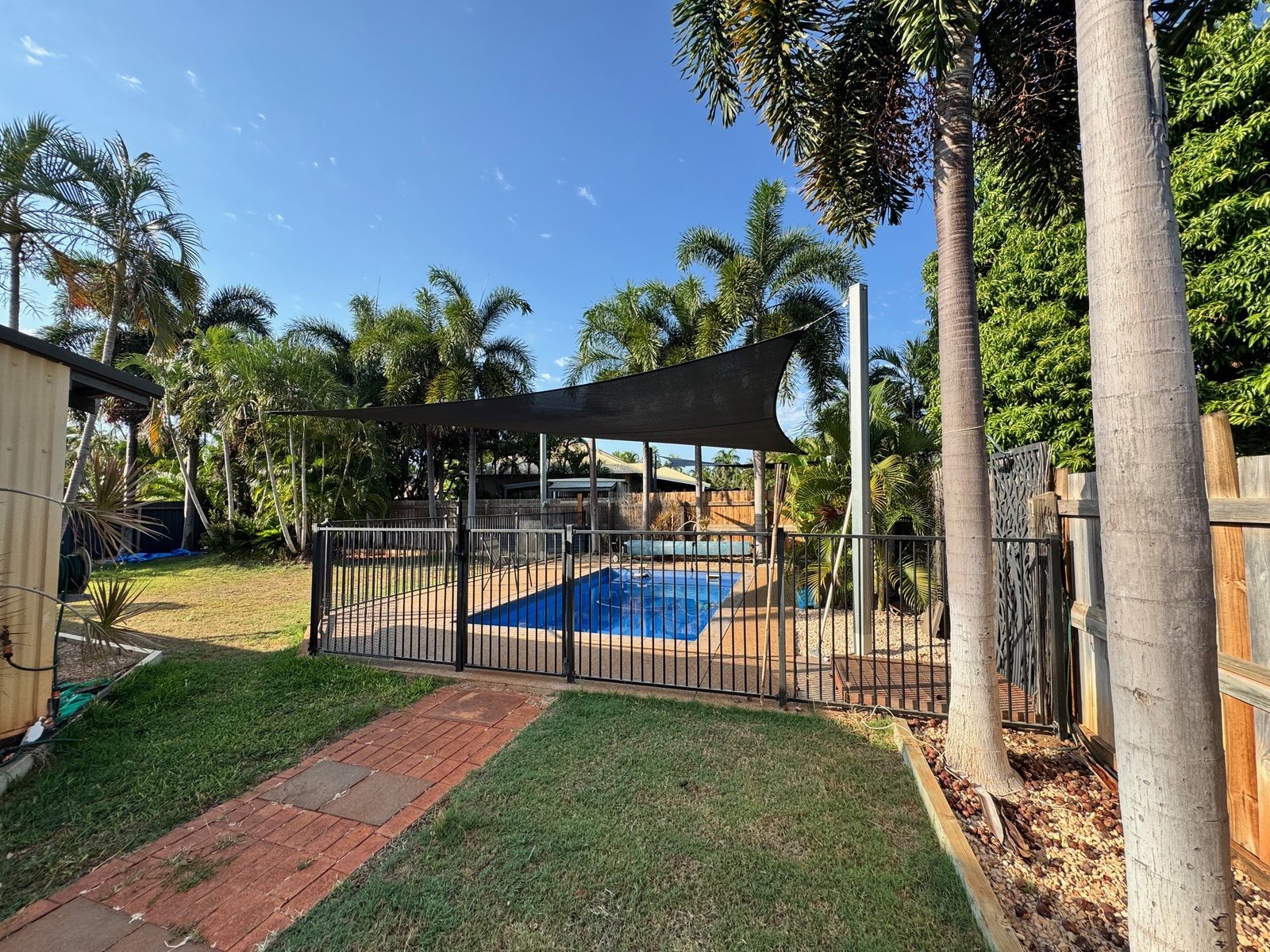 7 Corella Road DJUGUN 8