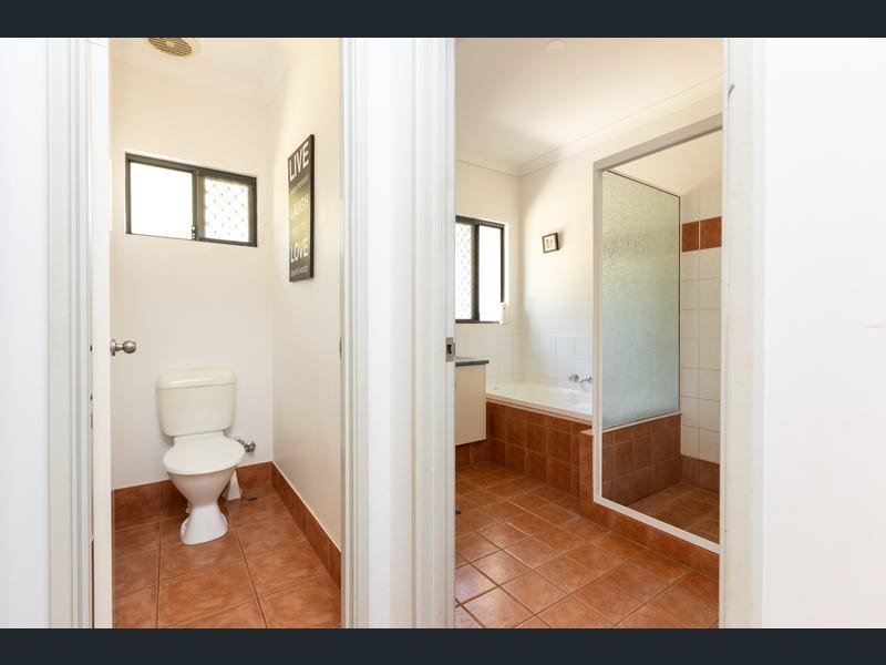 7 Corella Road DJUGUN 11