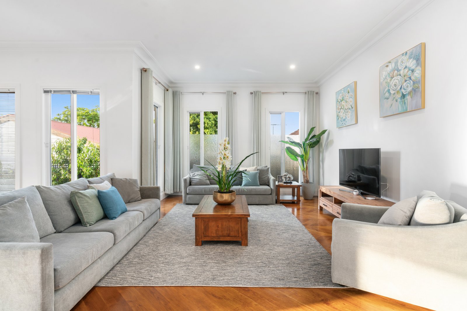 Real Estate and Property in 7 Cornfield Grove, Box Hill South, VIC