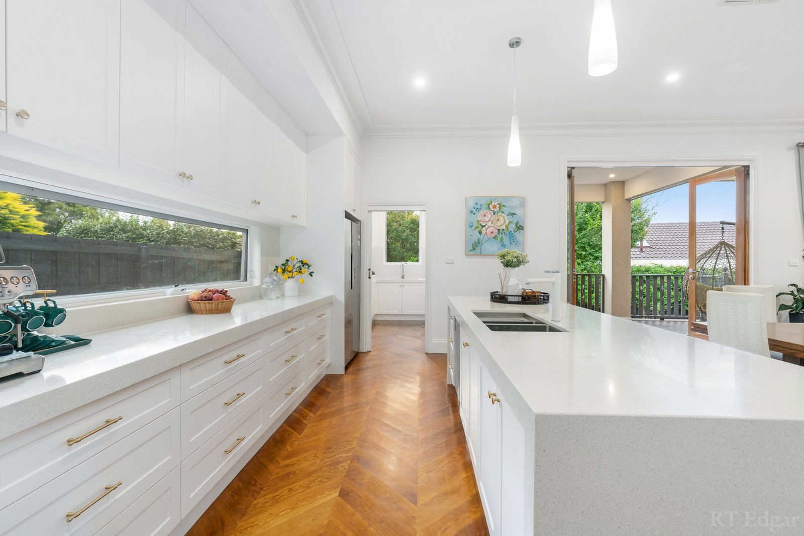Real Estate and Property in 7 Cornfield Grove, Box Hill South, VIC