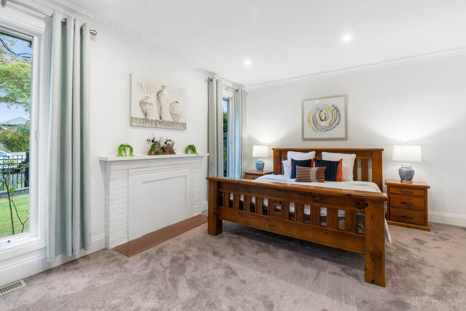 Real Estate and Property in 7 Cornfield Grove, Box Hill South, VIC