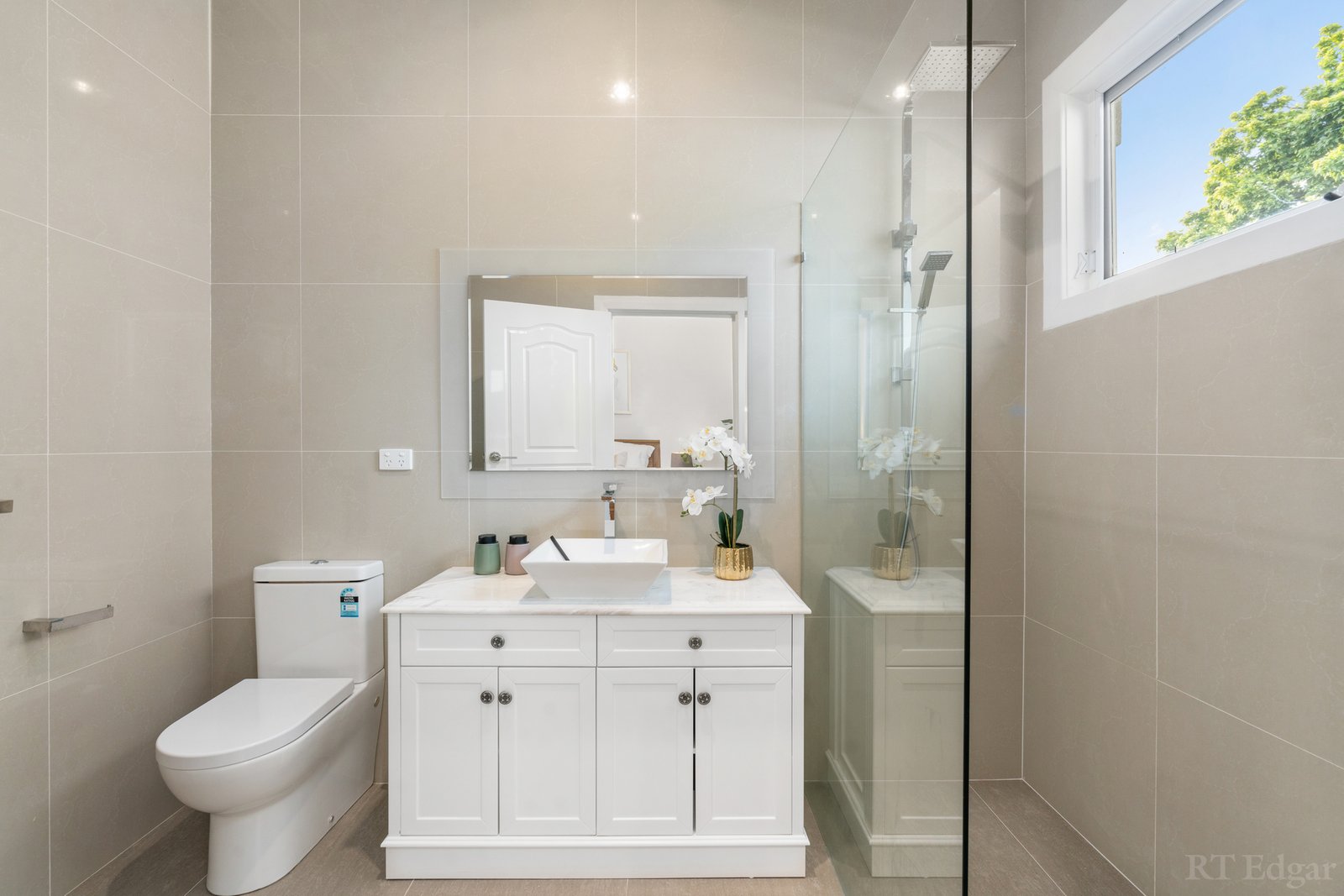 Real Estate and Property in 7 Cornfield Grove, Box Hill South, VIC