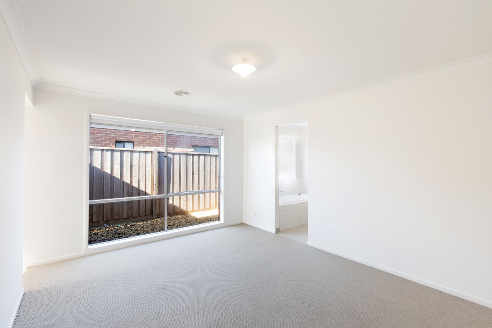 Gallery: 7 Cortina Drive