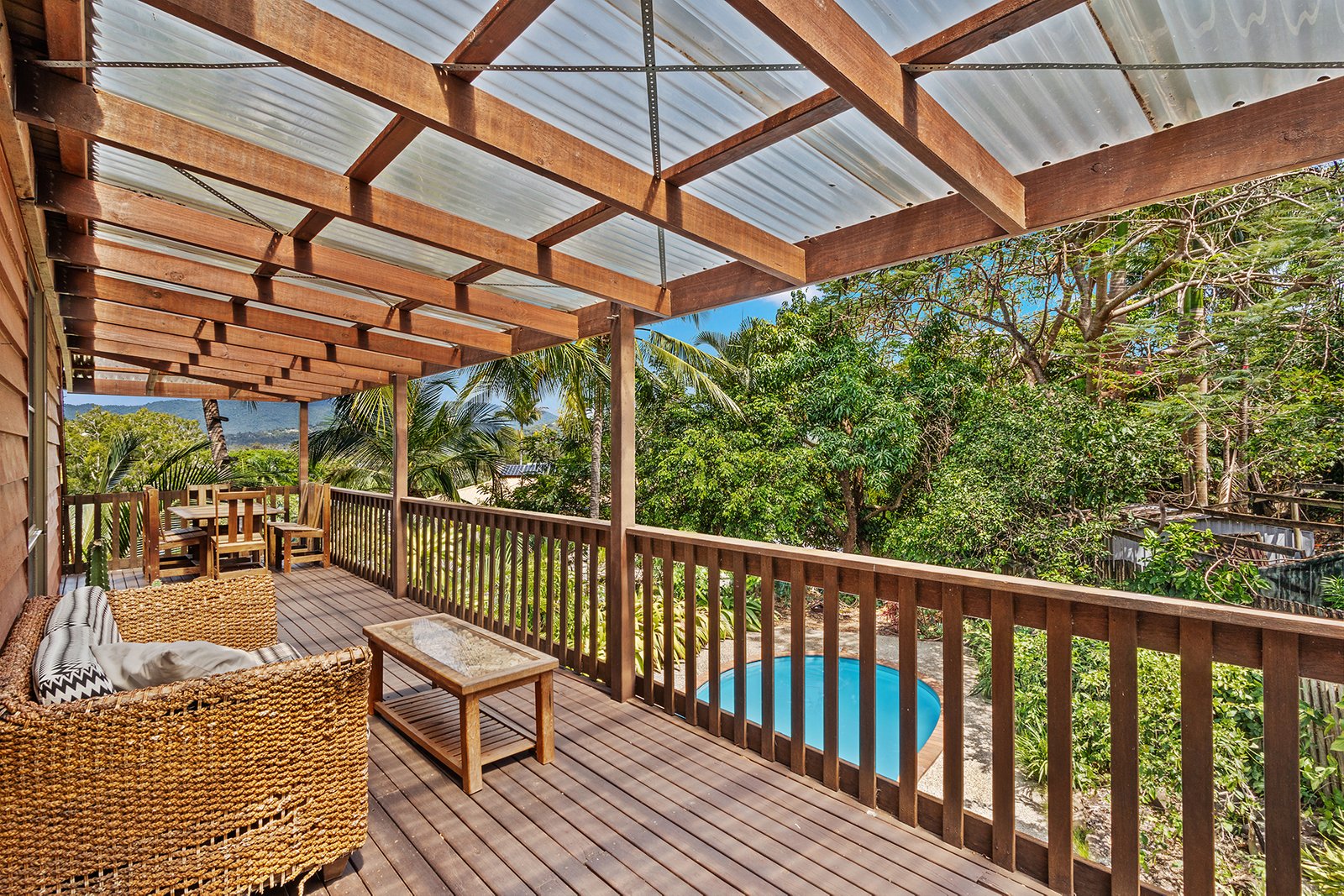 7 Coryule Place CANNONVALE 1