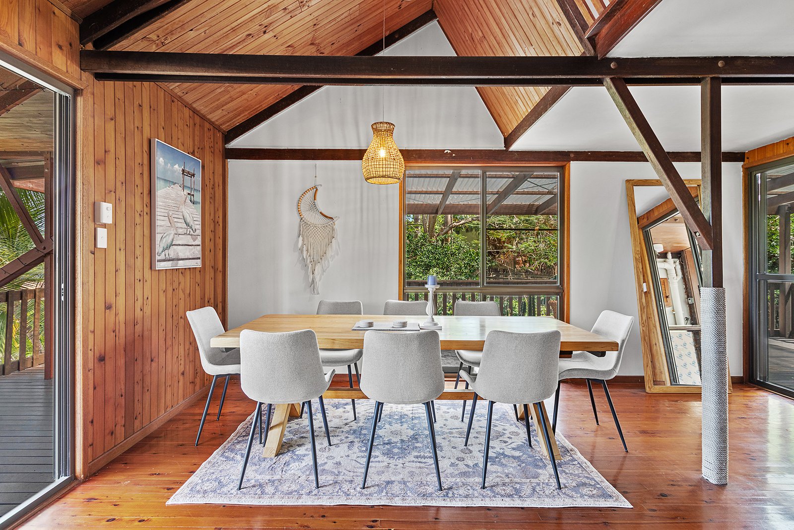 7 Coryule Place CANNONVALE 5