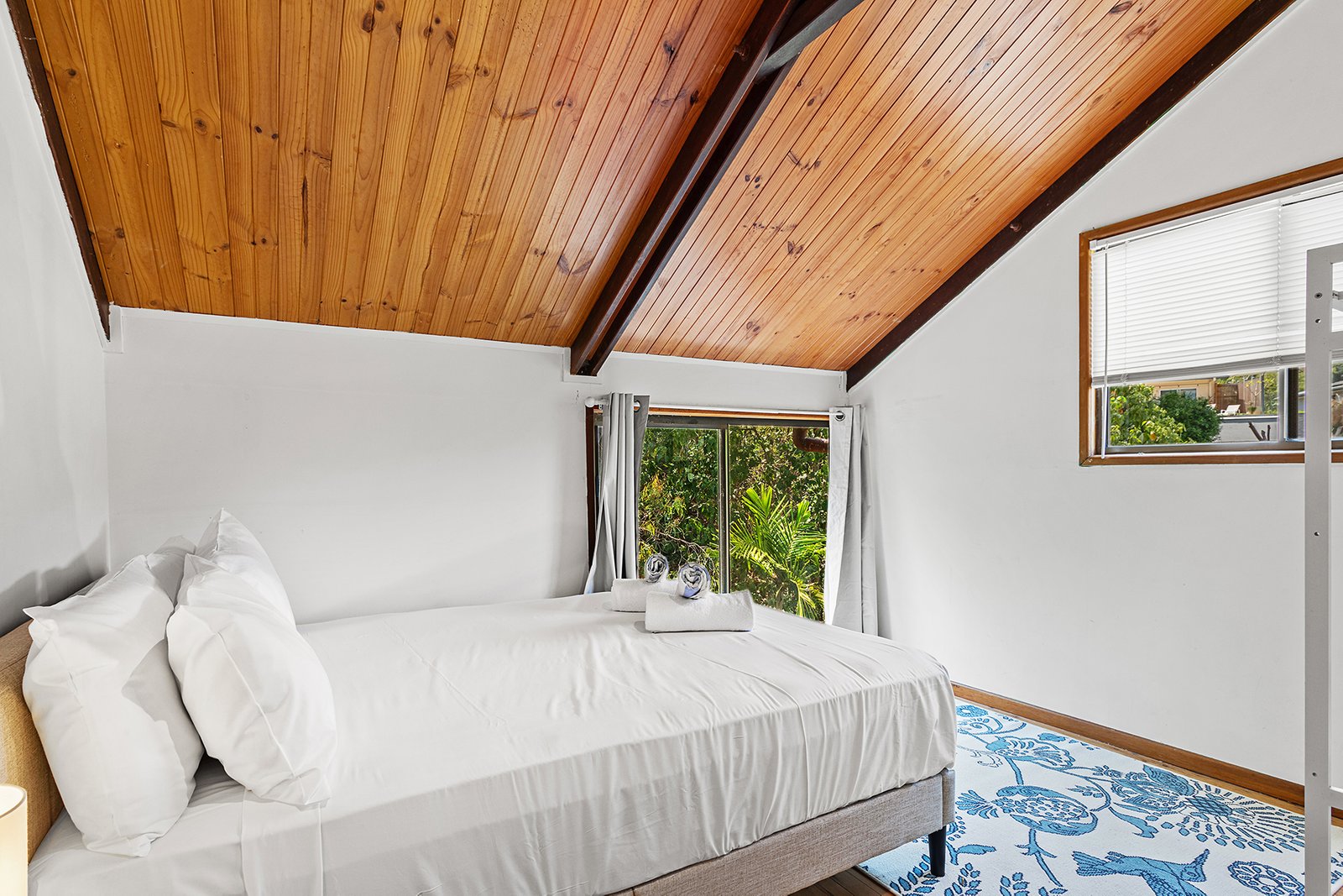 7 Coryule Place CANNONVALE 7