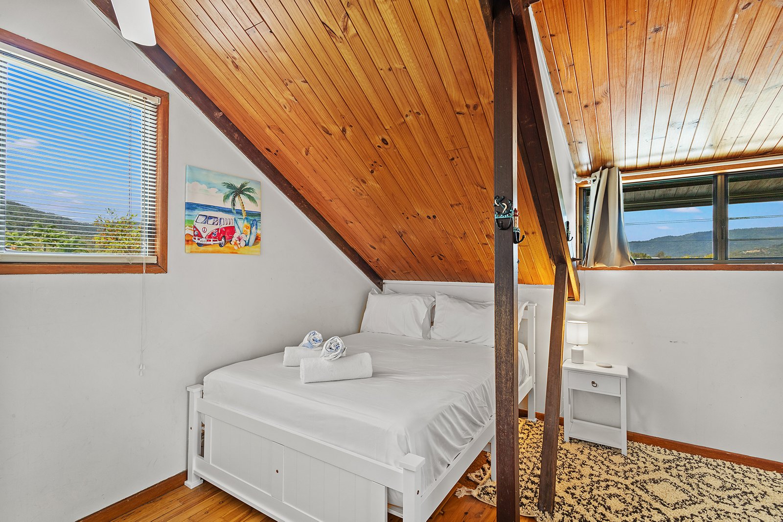 7 Coryule Place CANNONVALE 8