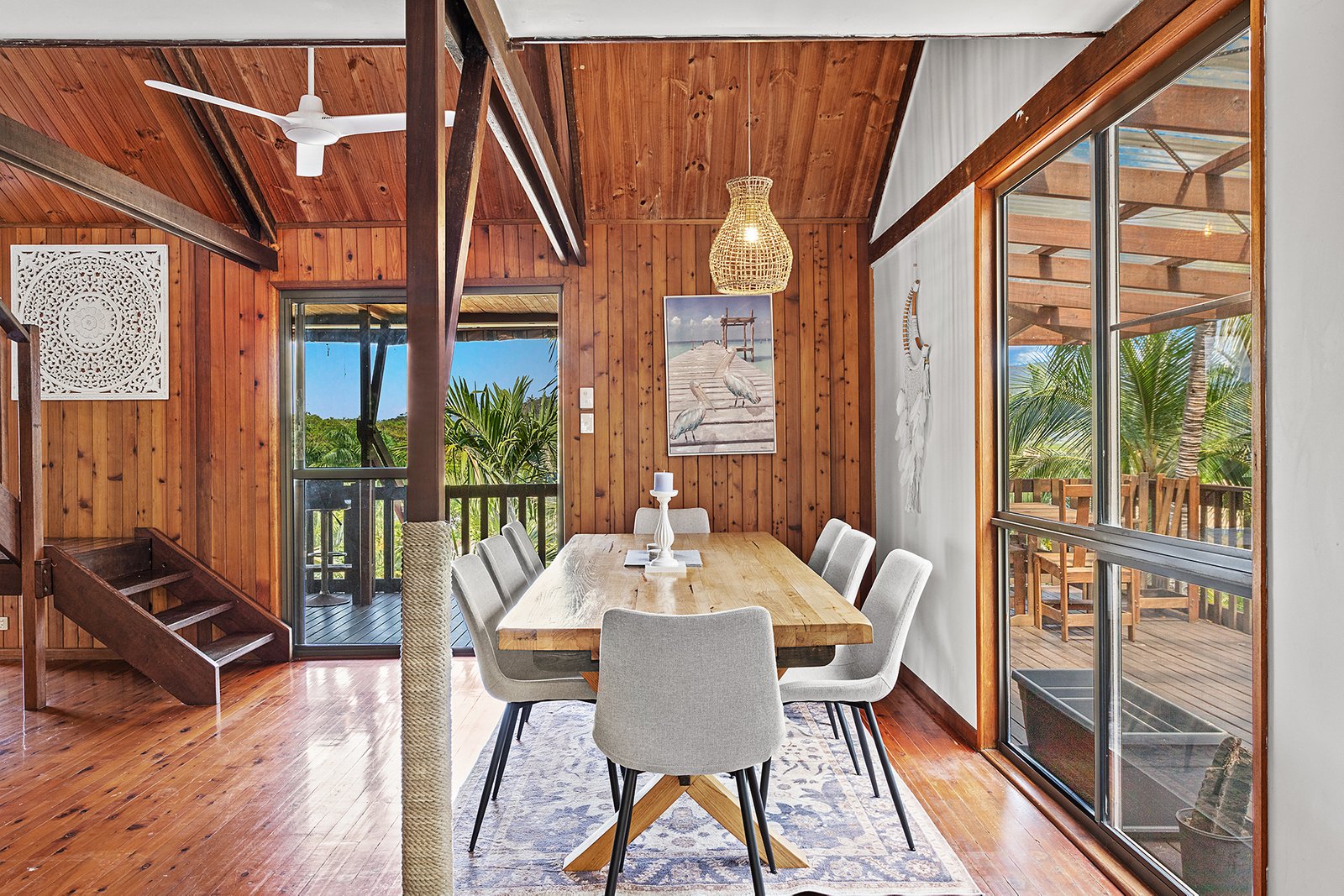 7 Coryule Place CANNONVALE 9