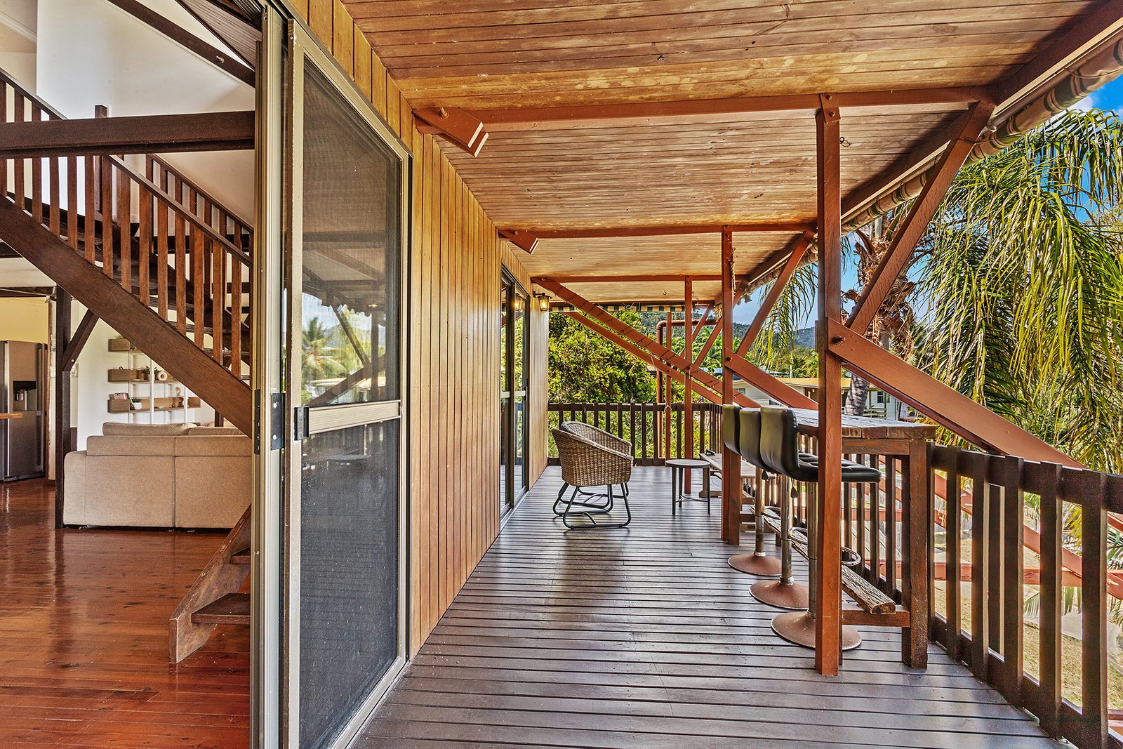 7 Coryule Place CANNONVALE 10