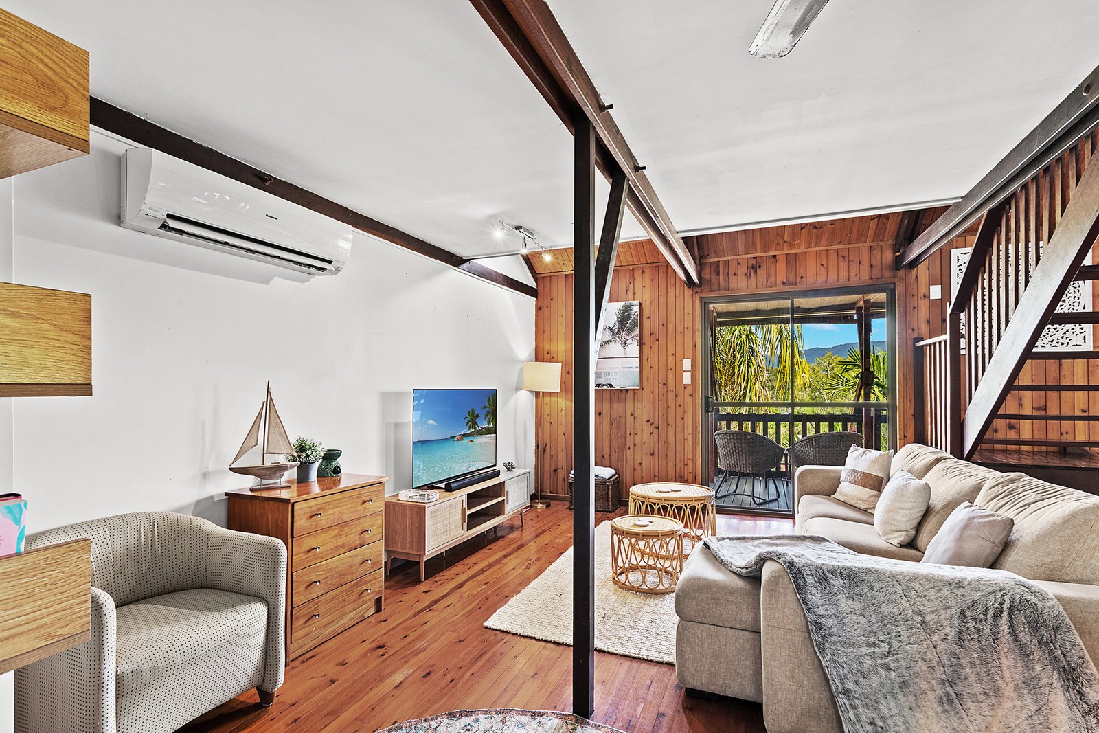 7 Coryule Place CANNONVALE 14