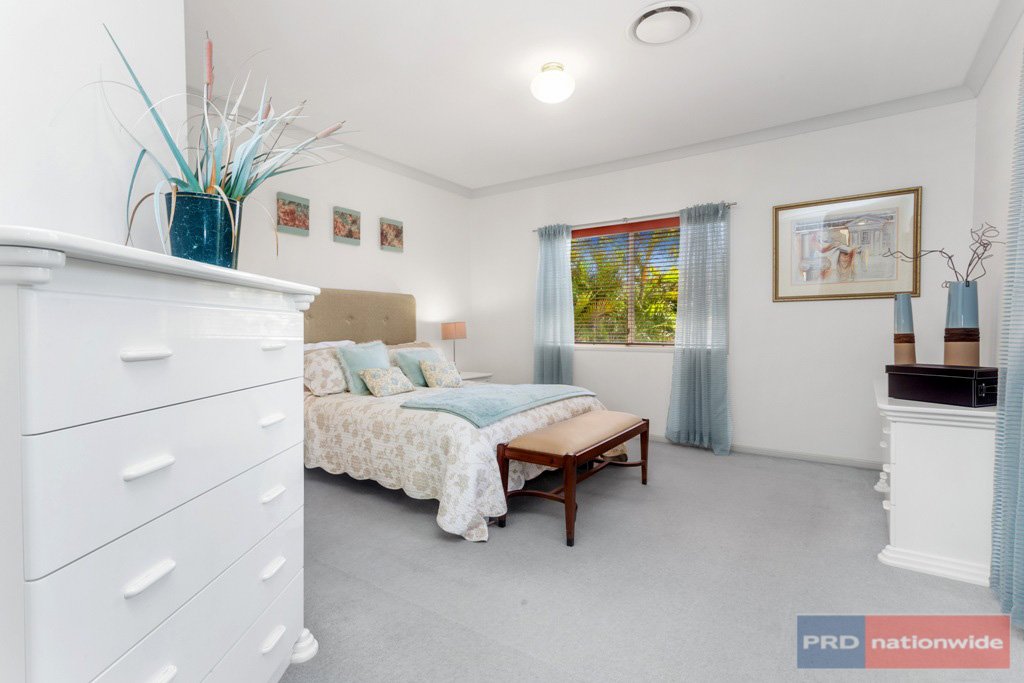 7 Cotswold Pl  BRIDGEMAN DOWNS 8