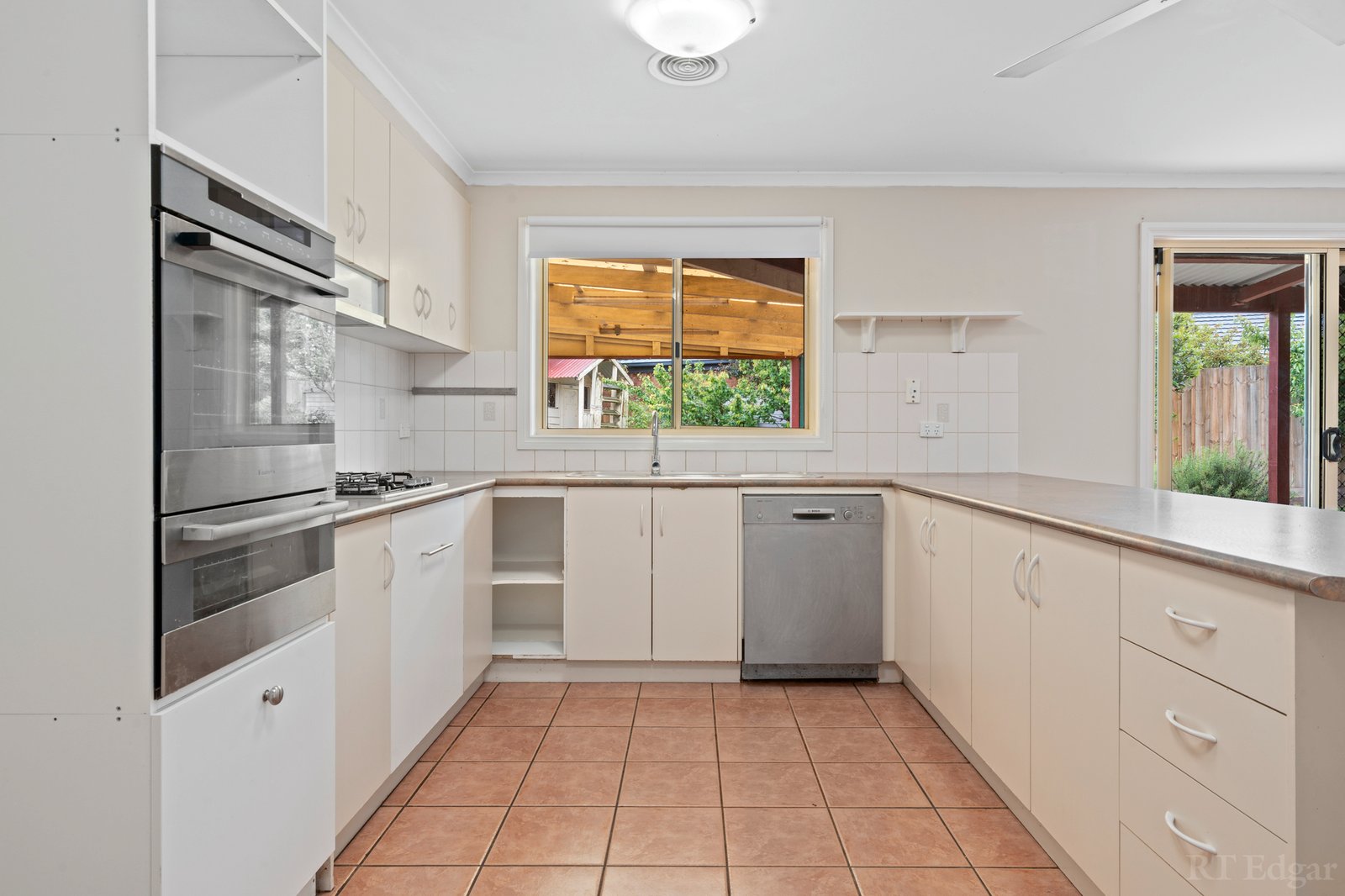 Real Estate and Property in 7 Country Club Drive, Clifton Springs, VIC