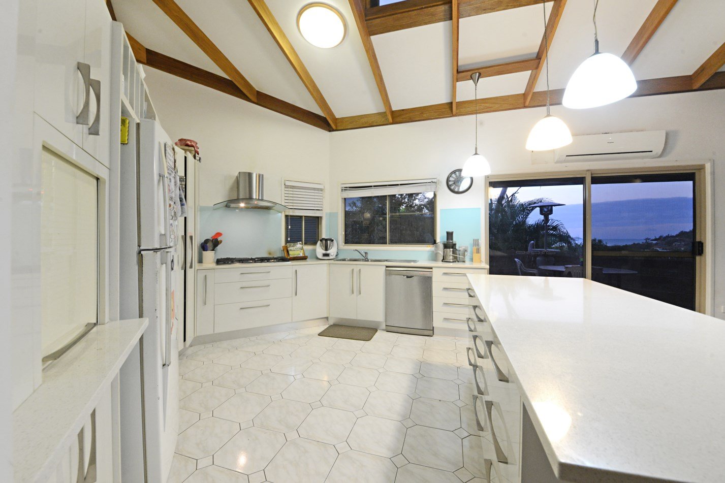 7 Country Road CANNONVALE 1