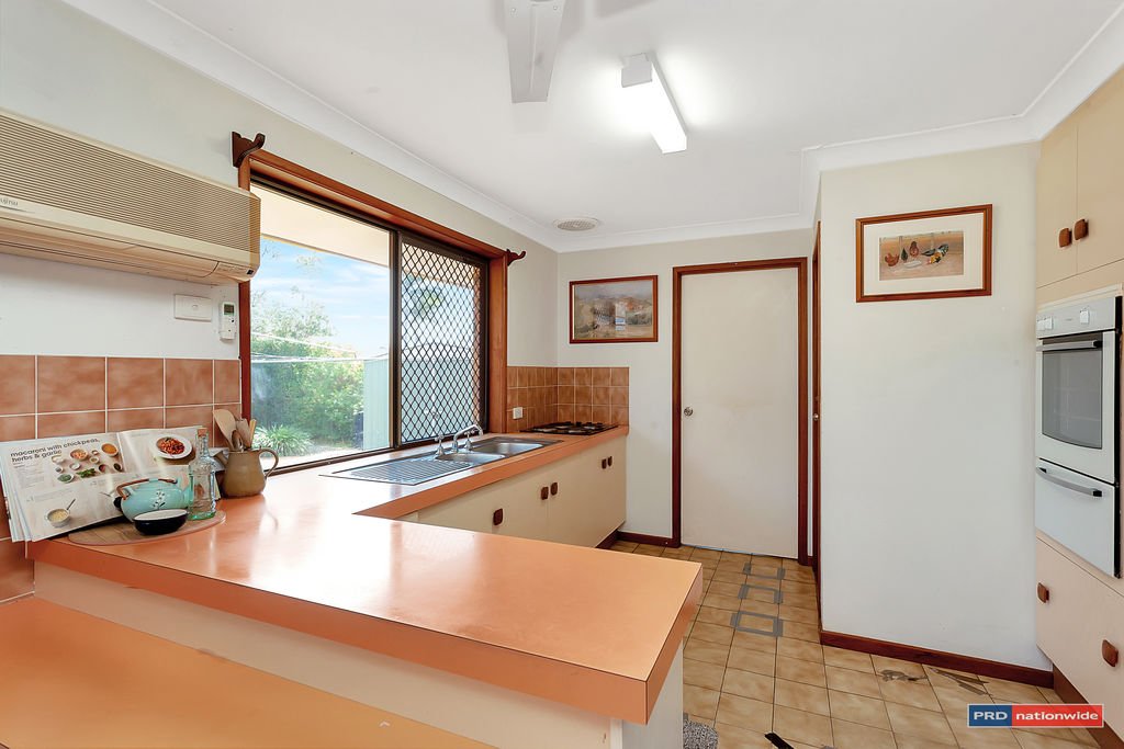 7 Courser Court BURLEIGH WATERS 10